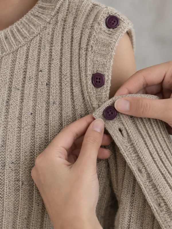 Rib Sleeves, close-up of the join