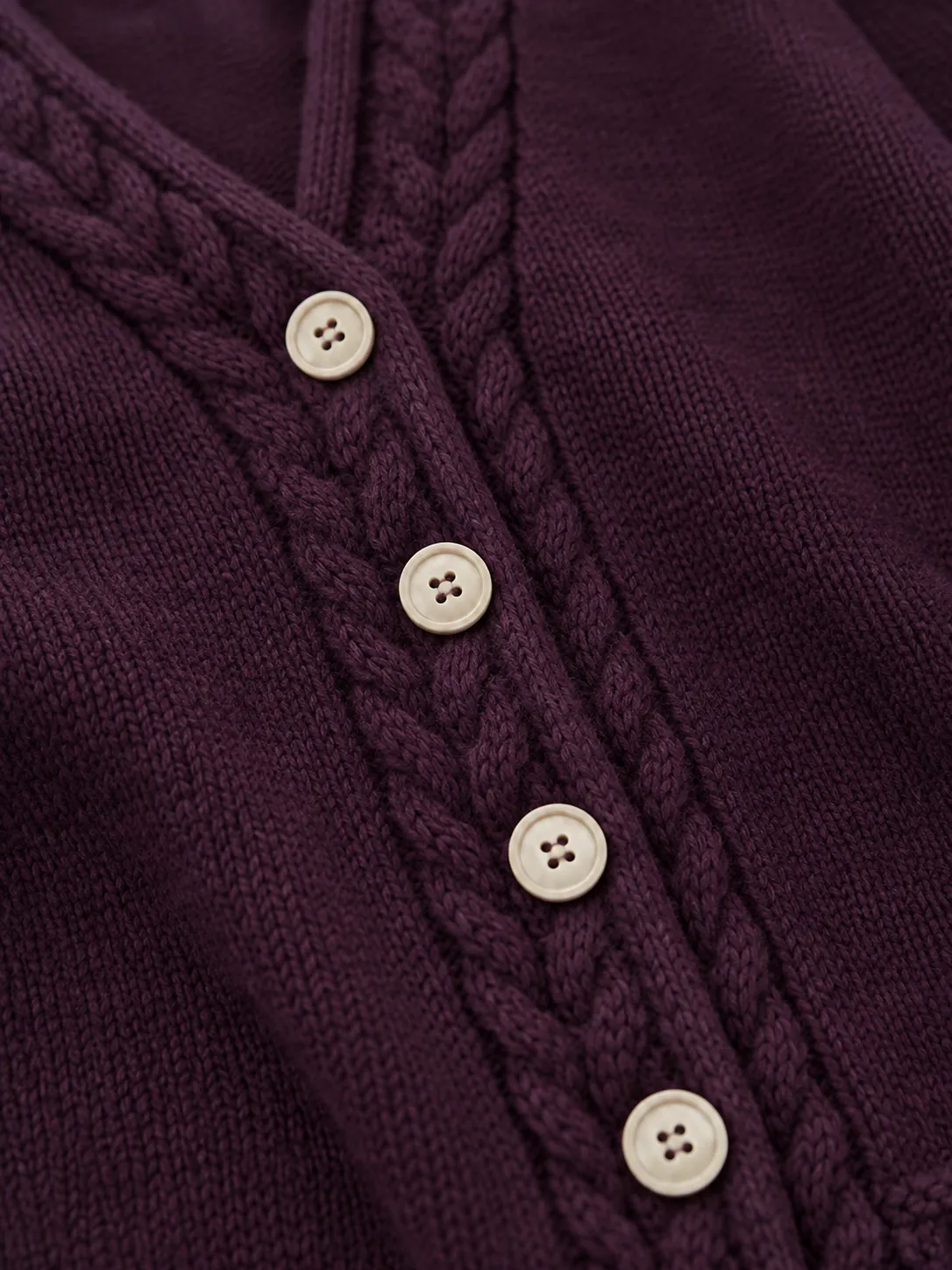 Fine Cable-trim vest, close-up van de verbinding